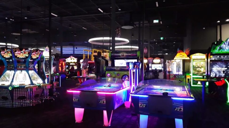 dave and busters arcade tour